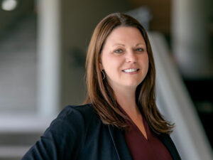 Headshot photo of Amy Fearing