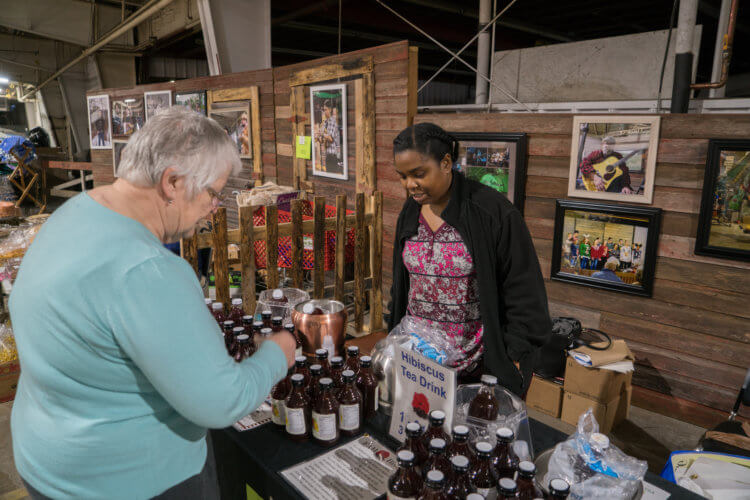 Market Af woman vendor